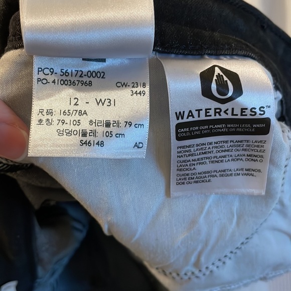 Levi’s Mid-Rise Skinny Cropped Jeans- Size 12 W31 - Picture 8 of 15